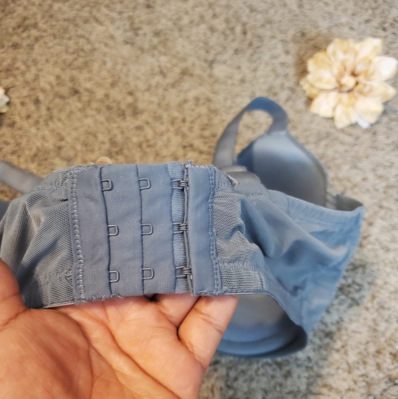 BodyNaturals gray bra in good condition - Picture 5 of 6